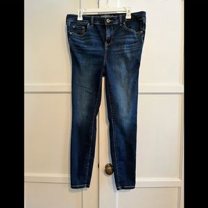 Torrid Mid-Fit Super Skinny Dark Wash jeans Size 10R